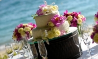 2-tiers-white-pink-flower