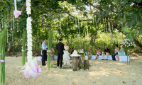 the-sarojin_-wedding-ceremony-beach